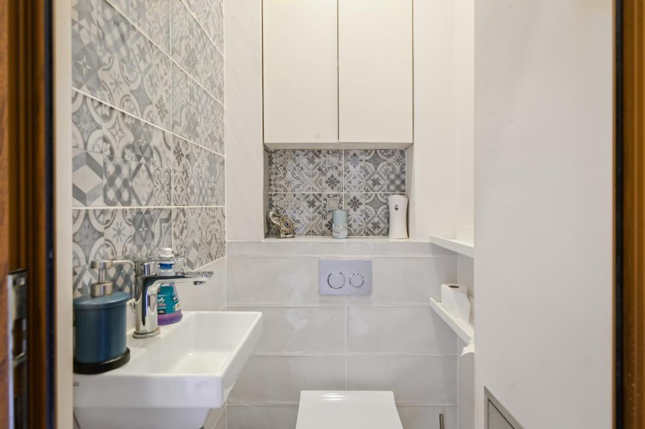Апартаменти Designer Maisonette With Top Central Location Софія Екстер'єр фото